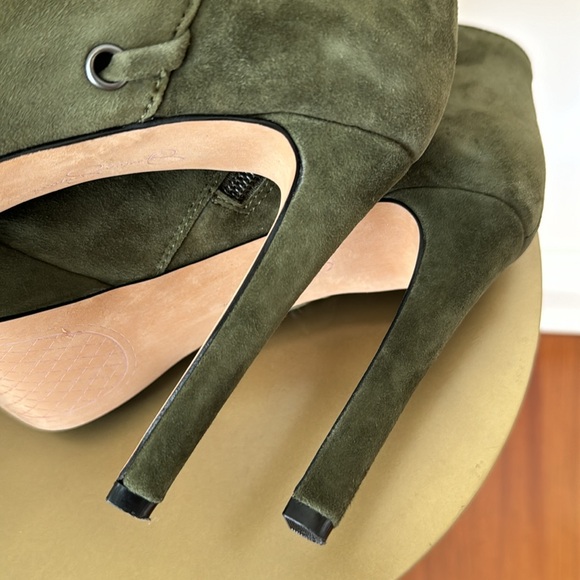 Jessica Simpson  Reecie Green Suede Women's Bootie - Picture 11 of 14